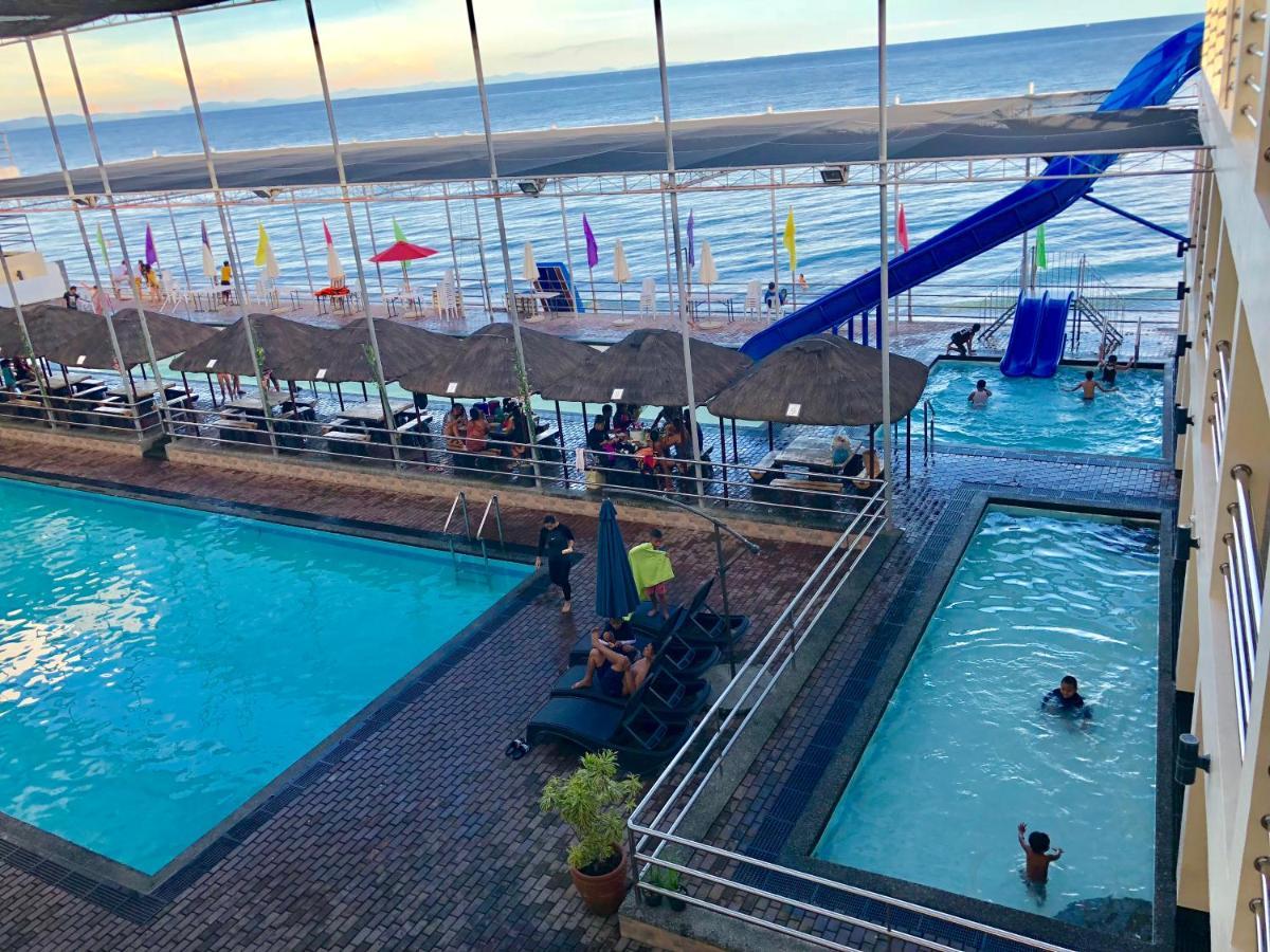 La Primera Grande Beach Resort Roxas  エクステリア 写真