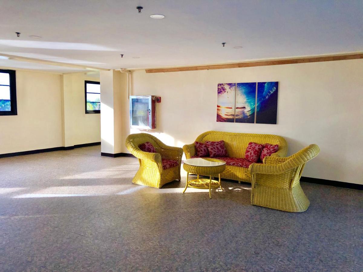 La Primera Grande Beach Resort Roxas  エクステリア 写真