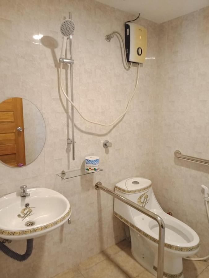 La Primera Grande Beach Resort Roxas  エクステリア 写真